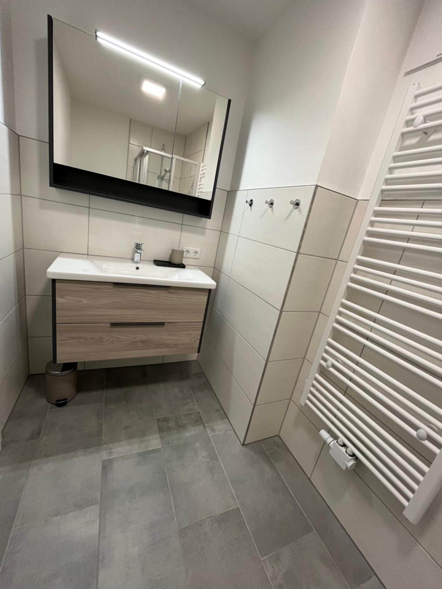 City Living Bischofshofen - Neue Stadtwohnung Екстериор снимка